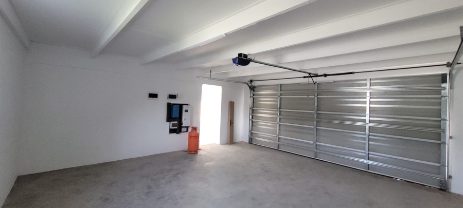 3 Bedroom Property for Sale in Mooikloof Country Estate Western Cape